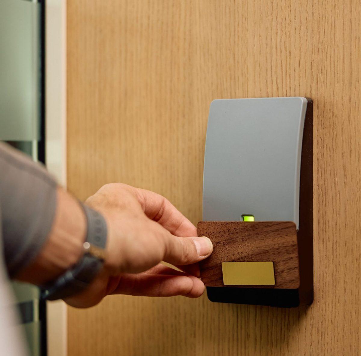 Door access control systems - Comfort IT Solutions